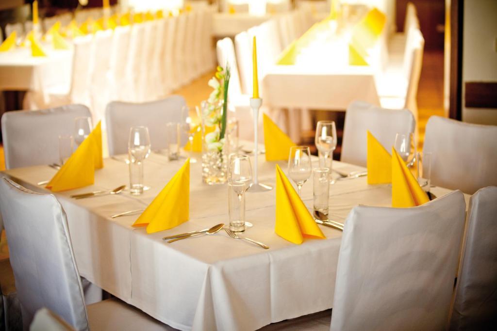 Hotel Restaurant Florianihof Mattersburg Dış mekan fotoğraf